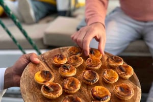 2H Sunset Boat Cruise Tour with Drinks