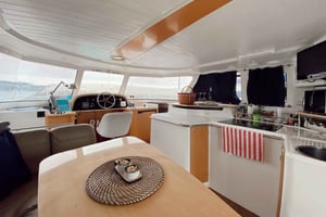 3H Private Luxury Catamaran Tour with Swimming