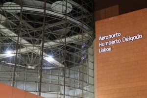 Airport Transfer to/from Cascais, Estoril, or Sintra