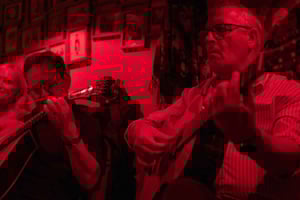 Alfama Tour and Live Fado with Traditional Dinner