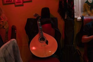 Alfama Tour and Live Fado with Traditional Dinner