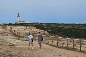 Arrábida Natural Park and Sesimbra Day Trip