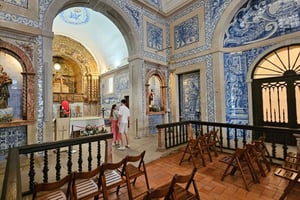 Arrábida Natural Park and Sesimbra Day Trip