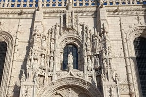 Belem Tour & Jeronimos Monastery Skip-the-Line Entry