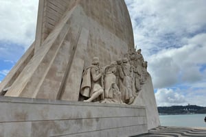 Belem Tour with Pastéis + Jerónimos Monastery Visit