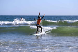 Lisbon-Cascais: Surf Local Experience
