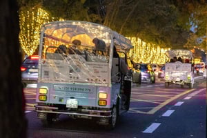 Christmas Lights Tuk-Tuk Tour with Local Guide