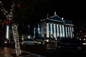 Lisbon: Christmas Lights TukTuk Tour + Wonderland Drop-Off