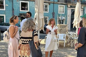 City Highlights Tour With Stories & Pastel de Nata