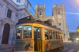 City Highlights Tour With Stories & Pastel de Nata