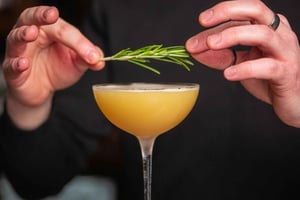 Cocktail tasting - outdoor activity