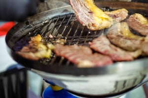 Cruise to the Beach with BBQ, Open Bar and Music