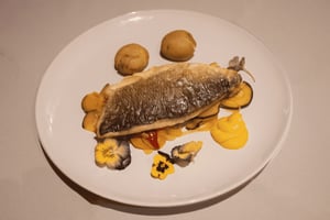 Dinner with Rising Stars of Fado at Canto do Poeta