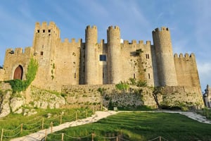 Fátima, Nazaré, and Óbidos, Day Trip