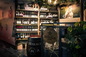 Food and Wine Tasting 4-Hours Tuk Tuk Tour