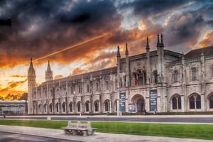 Lisbon: Full-Day City Tour with Cable Car Ride
