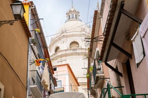 Lisbon Highlights: Private Tuk Tuk Sightseeing City Tour