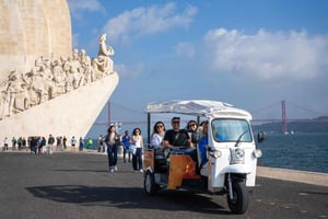 Lisbon Highlights: Private Tuk Tuk Sightseeing City Tour