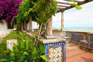 Hills Red Tram Tour by Tram 28 Route 24-Hour Ticket