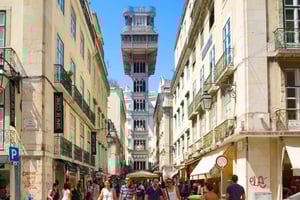 Lisbon in Style: Discover the City Aboard a Vintage TukTuk!