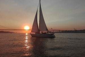 New Year's Eve Tagus River Cruise with Open Bar