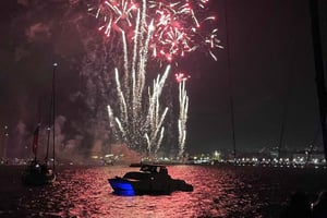 New Year's party on sailboat tour 2025 to 2026