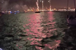 New Year's party on sailboat tour 2025 to 2026