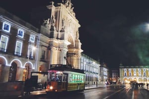 Private Christmas Lights Tour by Eco Tuk Tuk