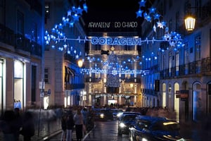 Private Christmas Lights Tour by Eco Tuk Tuk