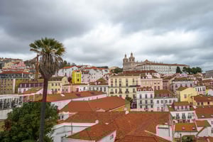 Lisbon: Private City Tour in Alfama and Chiado with Tuk Tuk