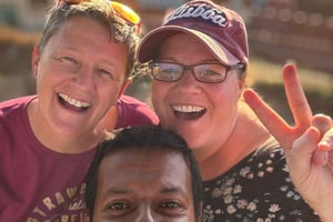 Lisbon: Private Eco-Friendly Tuk-Tuk Tour with Guide