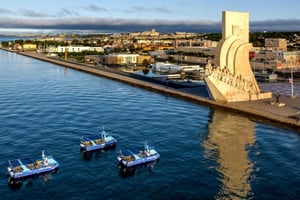 Private Luxury Tour to Belém, Cristo Rei and Alfama.