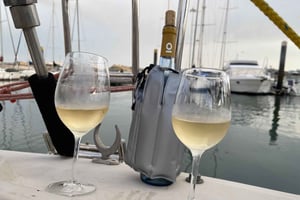 Lisbon: Private sailboat tours on Tagus River