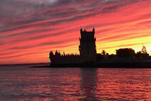 Private Sunset Sailing Tour with Champagne