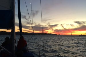 Private Sunset Sailing Tour with Champagne