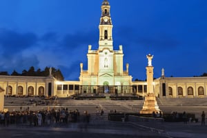 Lisbon: Private Transfer to Fátima