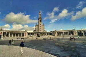 Private Transfer to Porto with stops until 3 cities