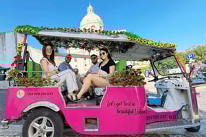 Private Tuk-Tuk Tour of Old Town & Scenic Viewpoints