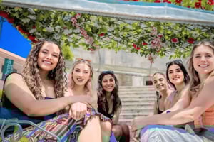 Private Tuk-Tuk Tour of Old Town & Scenic Viewpoints