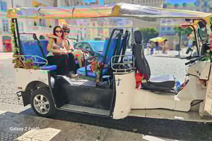 Private Tuk-Tuk Tour of Old Town & Scenic Viewpoints