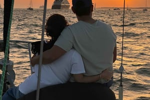 Romantic Sunset Cruise With Wine & Portuguese Tapas