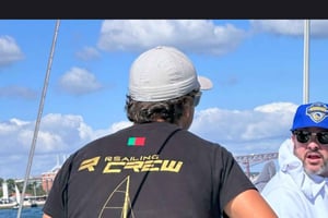 Sailboat Tour w/ Local Guide and Open Bar Green Wine