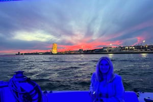 Sailboat Tour w/ Local Guide and Open Bar Green Wine