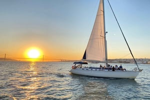 Sailing Tour on the Tagus River