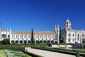 Sintra, Cascais Small-Group Tour