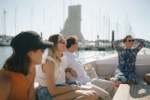 Lisbon Sunset Boat Tour with local Snacks & Drinks