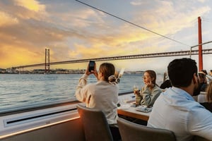 Sunset Cruise with Welcome Drink and Snacks