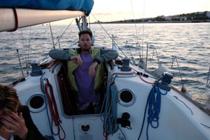 Lisbon: Sunset Sailboat Tour with Drinks & Snacks