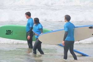 Lisbon Surf Guide - Surf class & Pick Up