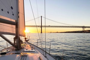Tagus River Sunset Cruise with Drinks